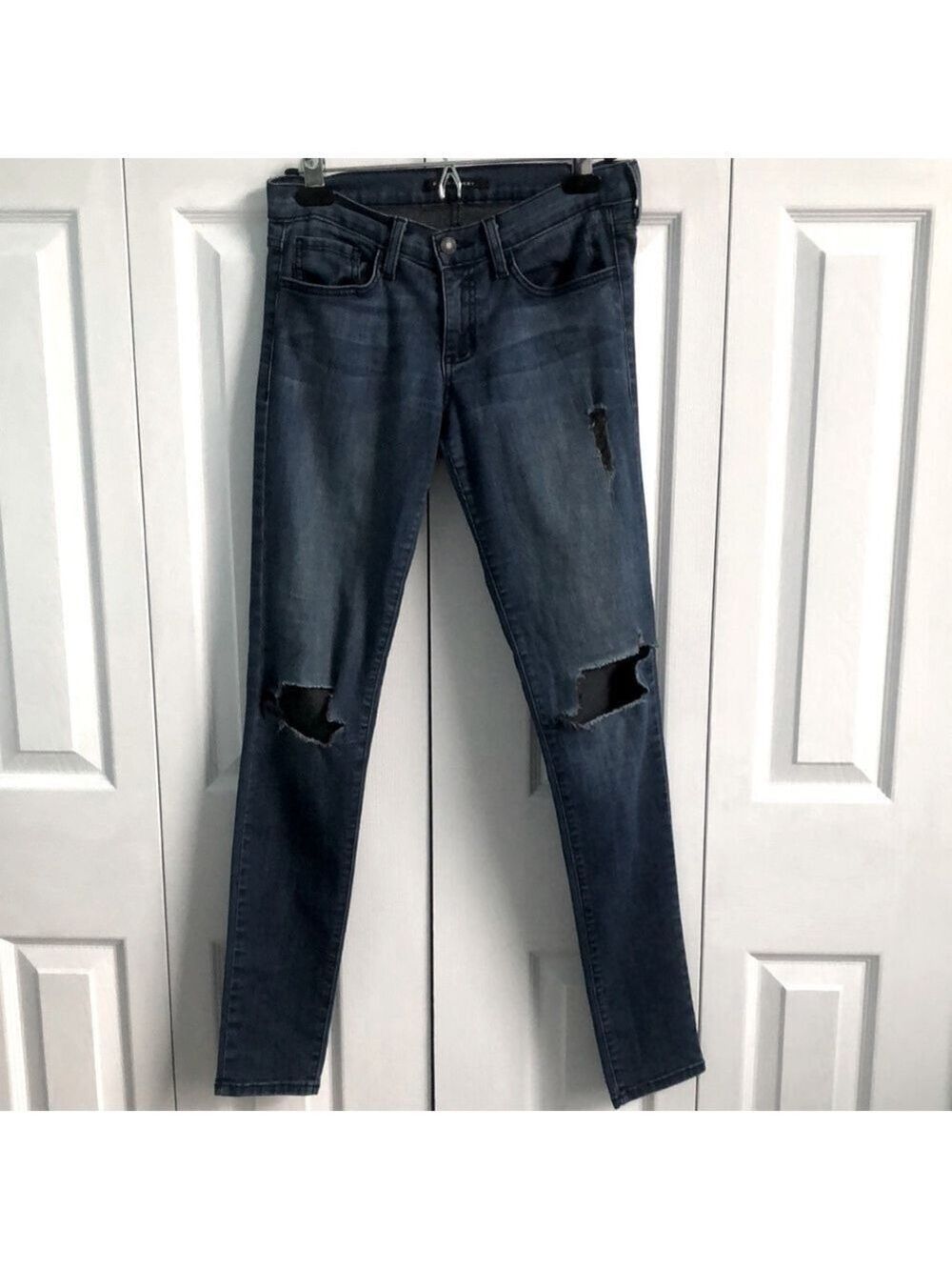 Flying Monkey Distressed Skinny Jeans Size 27